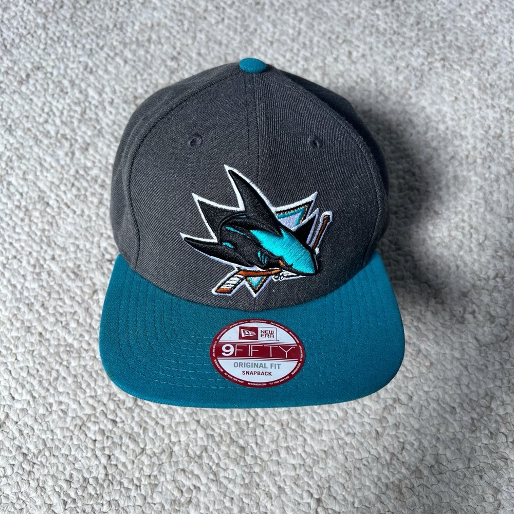 Men’s NHL New Era San Jose Sharks 9Fifty Snap Back Original Fit in Teal and Gray